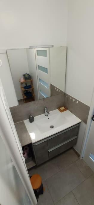 Le Petit Chez Soi Lägenhet Le Portel Exteriör bild